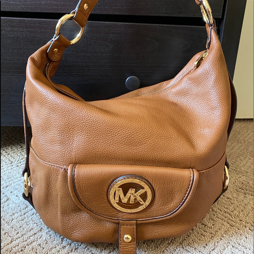 Michael Kors Hobo